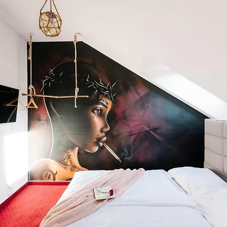 Petra In Historical Palace Bratislava