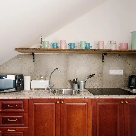 Hostel Petra In Historical Palace Bratysława